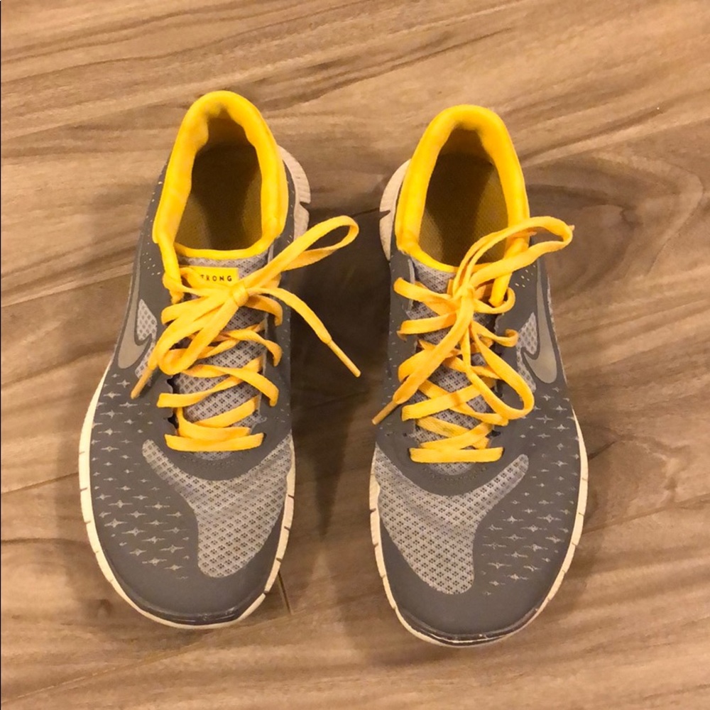 Nike free run women’s 6